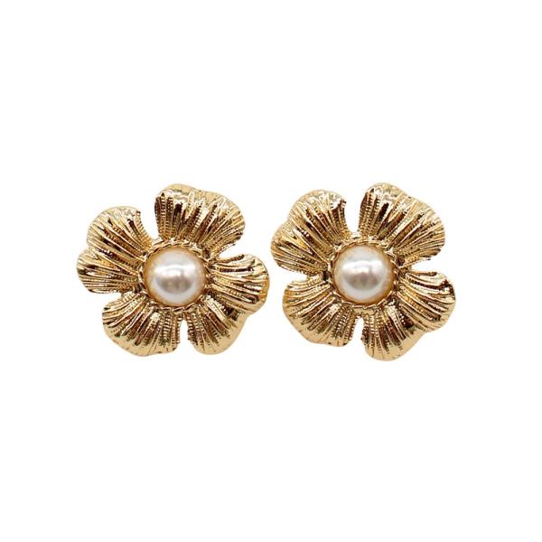 METAL PEARL FLOWER STUD EARRINGS