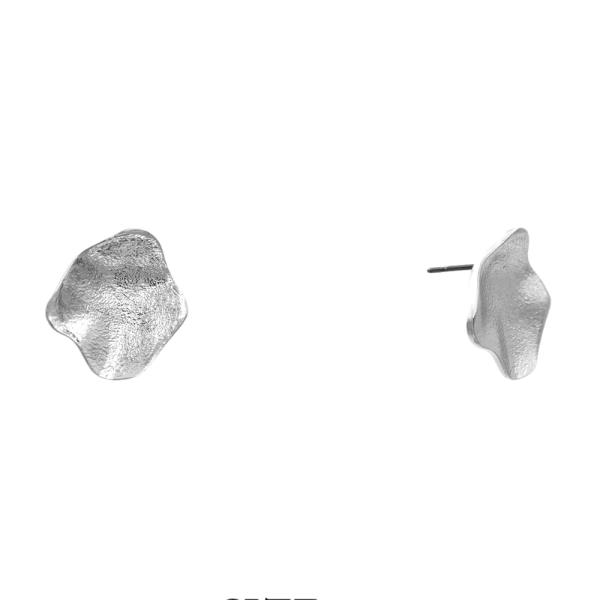TEXTURED METAL EARRING