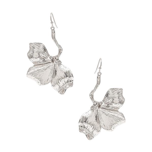 FLOWER META DANGLE EARRING