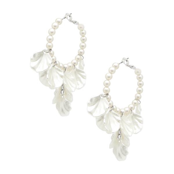 PETAL PEARL BEADED HOOP EARRING