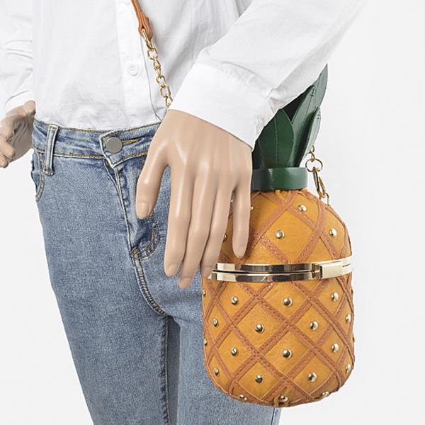 STUDDED PINEAPPLE FUN CLUTCH BAG