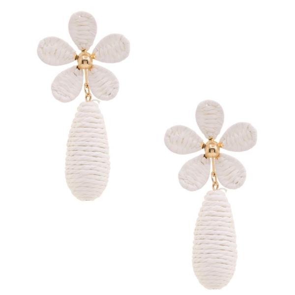 FLOWER RAFFIA LINK DANGLE EARRING