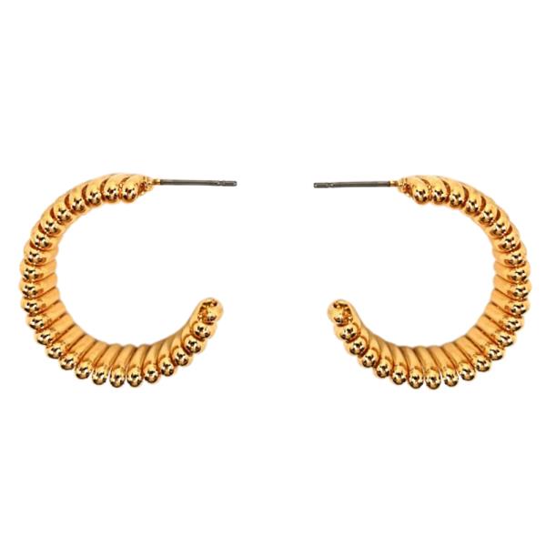 METAL OPEN HOOP EARRING