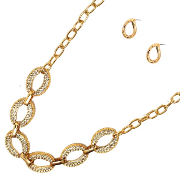 OVAL RHINESTONE LINK NECKLACE