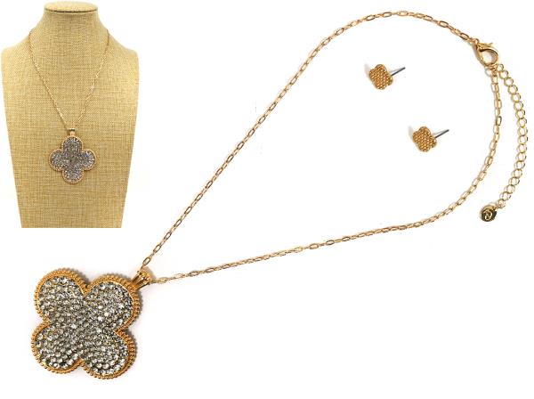 CLOVER RHINESTONE PENDANT NECKLACE