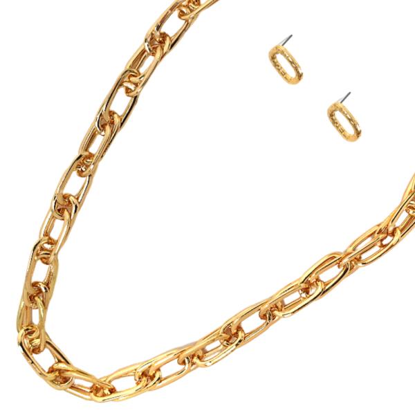 OVAL LINK METAL NECKLACE