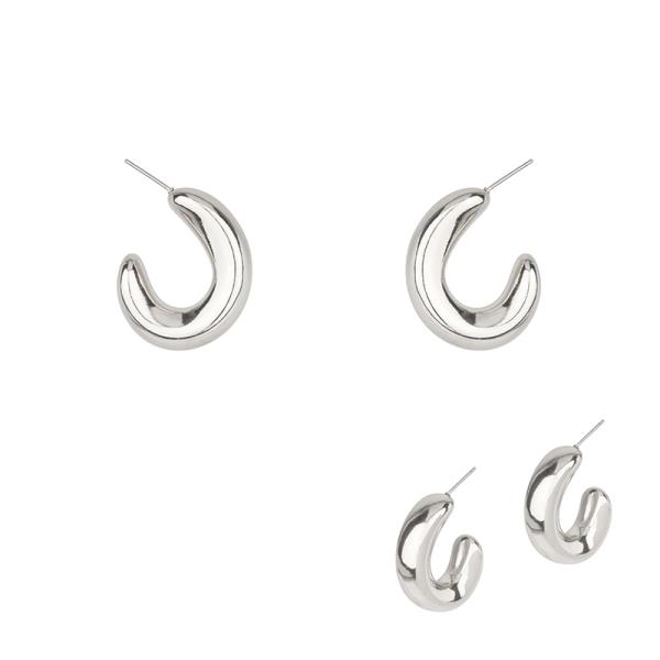 PUFFY METAL HOOP EARRING