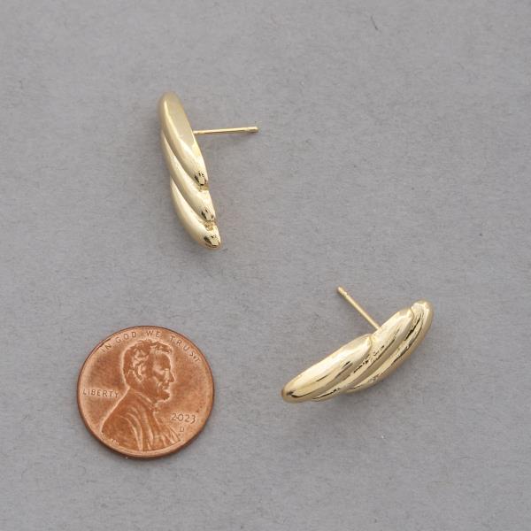 SODAJO METAL GOLD DIPPED EARRING