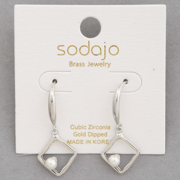 SODAJO GEO SHAPE PEARL BEAD GOLD DIPPED EARRING