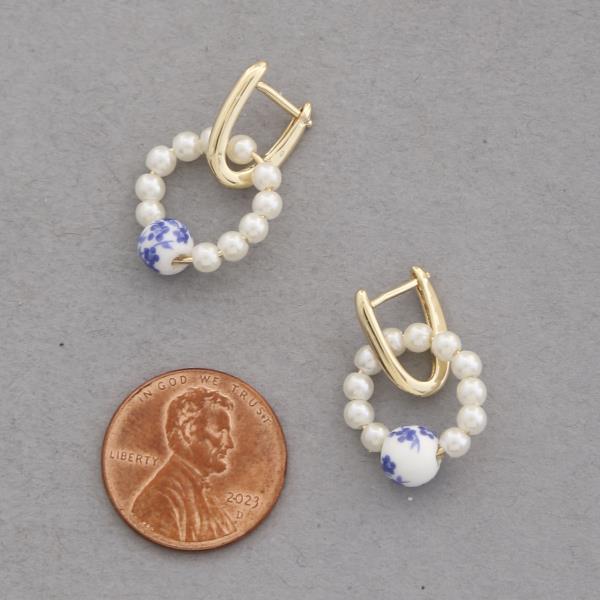 FLORAL PATTERN PEARL BEAD LINK HOOP EARRING