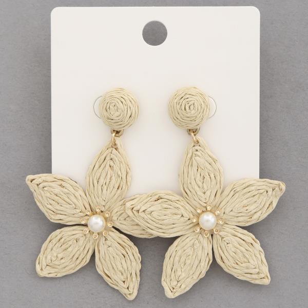 FLOWER RAFFIA DANGLE EARRING