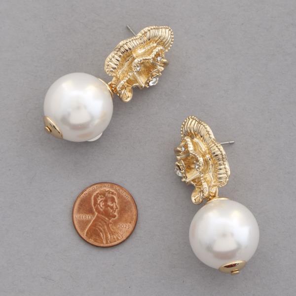 RUFFLE PEARL BEAD LINK DANGLE EARRING