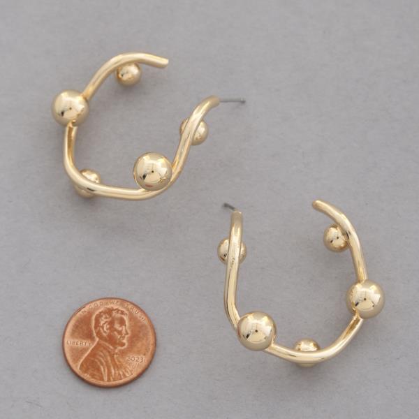 BALL BEAD ORGANIC SHAPE EARRING