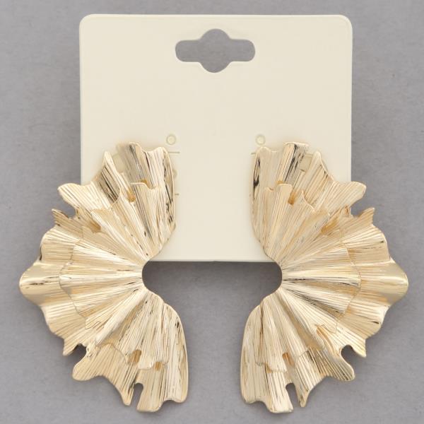 RUFFLE LINED METAL EARRING