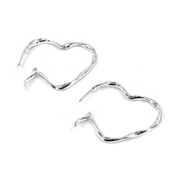 METAL HEART HOOP EARRING