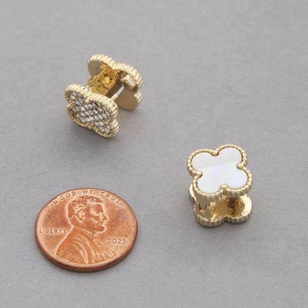 CLOVER SHAPE METAL EARRING