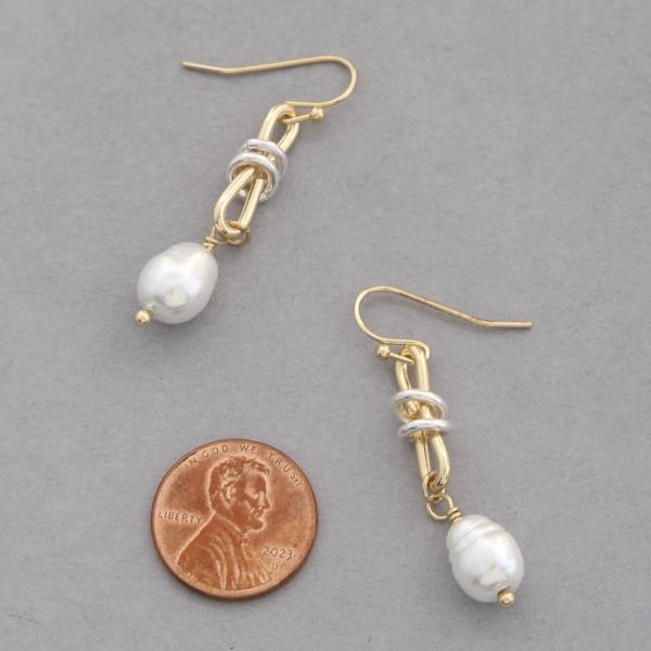 TWO TONE PEARL BEAD KNOT DANGLE EARRING