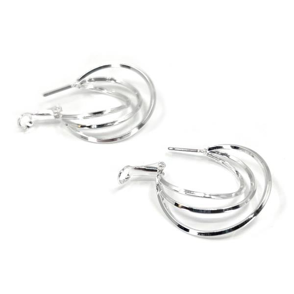 TRIPLE C HOOP EARRING