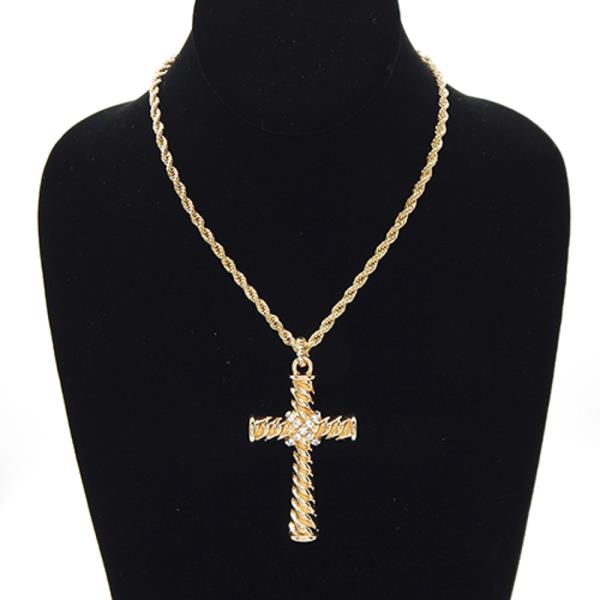 CABLE TEXTURED CROSS NECKLACE