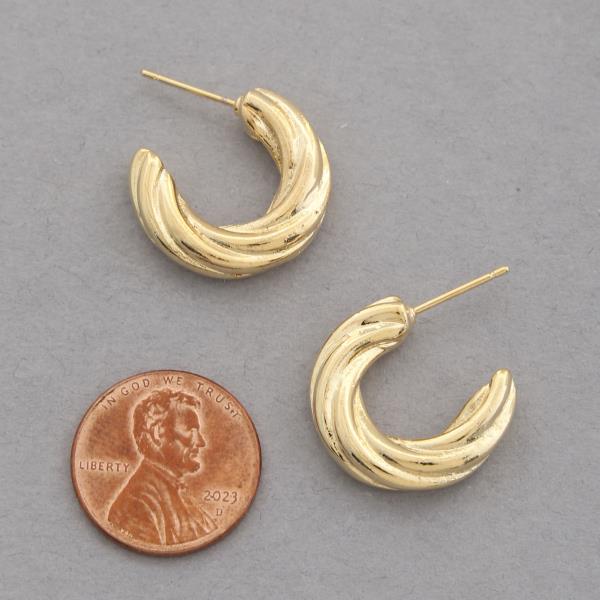 SODAJO LINED OPEN HOOP GOLD DIPPED EARRING