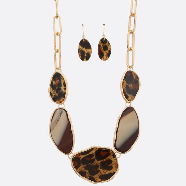 ACETATE OVAL LINK NECKLACE