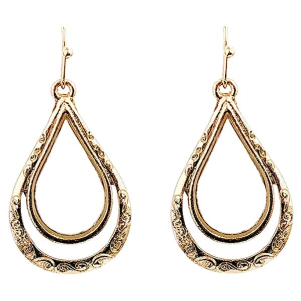 TEARDROP DANGLE EARRING