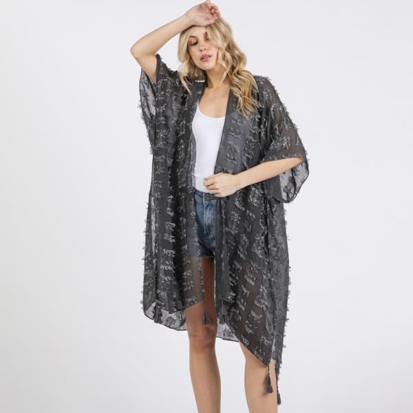 (ONLINE ONLY) DISTRESSED PATTERN TASSEL KIMONO
