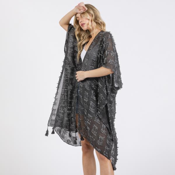 (ONLINE ONLY) DISTRESSED PATTERN TASSEL KIMONO
