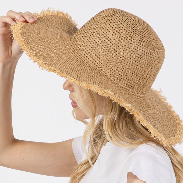 FRAYED EDGE FLOPPY STRAW HAT