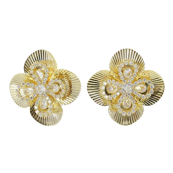 WIDE RHINESTONE FLOWER METAL POST EARRING