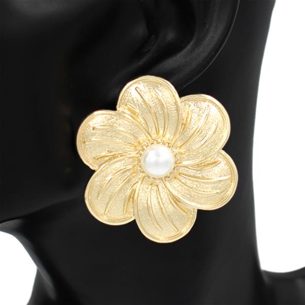 FLOWER PEARL BEAD EARRING