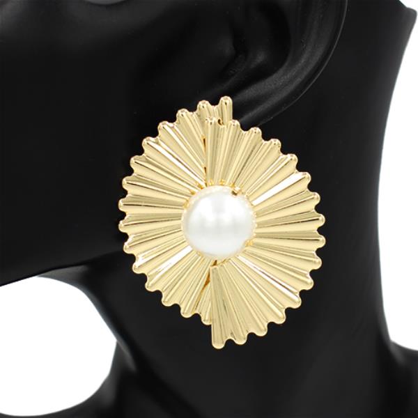 PEARL BEAD FAN SHAPE METAL EARRING