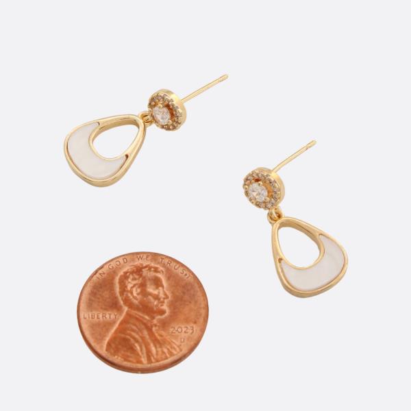 SODAJO TEARDROP DANGLE GOLD FILLED EARRING