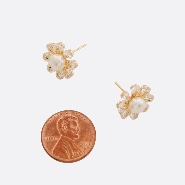 SODAJO FLOWER GOLD FILLED EARRING