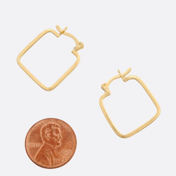 SODAJO SQUARE SHAPE GOLD FILLED EARRING