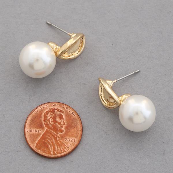 SODAJO PEARL METAL STUD GOLD DIPPED EARRING