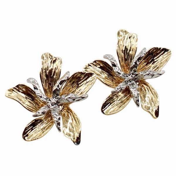 TWO TONE FLOWER METAL EARRING