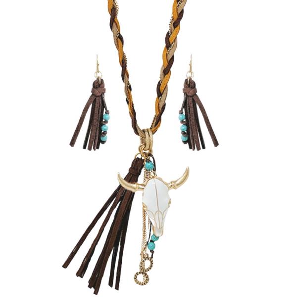 WESTERN STYLE SUEDE CATTLE HEAD CHARM NECKLACE