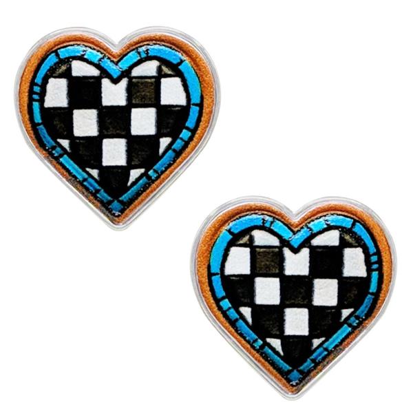 WESTERN STYLE CHECKERED PATTERN HEART TOOLED LEATHER EARRING