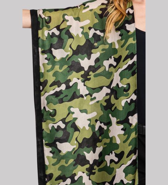 (ONLINE ONLY) CAMO PRINT FRONT OPEN LONG KIMONO