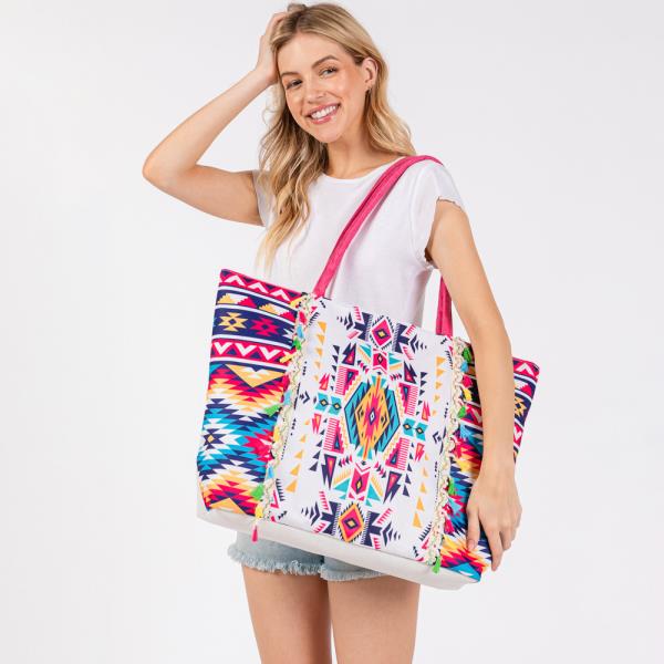 (ONLINE ONLY) BOHO PRINT FRINGE TOTE BAG