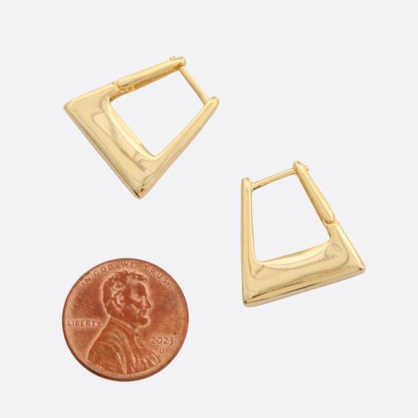 SODAJO TRIANGLE SHAPE GOLD FILLED EARRING