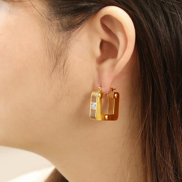 14K GOLD/WHITE GOLD DIPPED MATRIX SOUARES EARRINGS