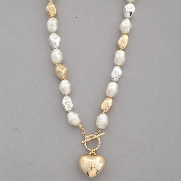 PUFFY HEART ORGANIC BEAD TOGGLE CLASP NECKLACE