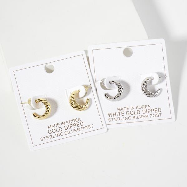 LINED OPEN HOOP GOLD DIPPED EARRING