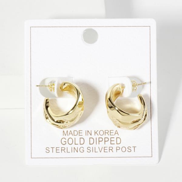 TRIPLE HOOP OPEN GOLD DIPPED EARRING