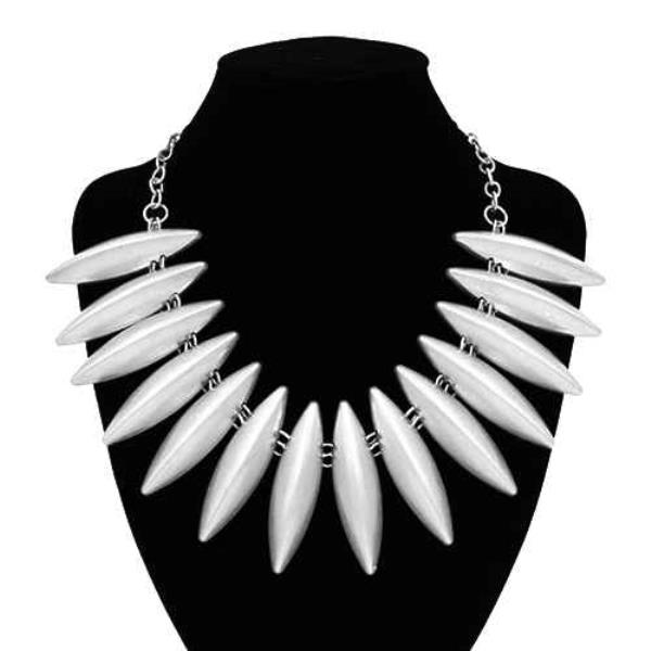 METAL STATEMENT NECKLACE