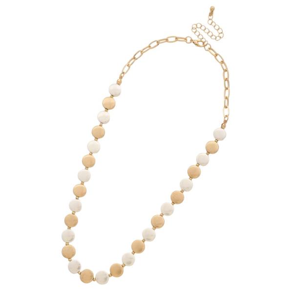 METAL DISC LINK NECKLACE