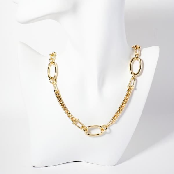 OVAL LINK METAL NECKLACE