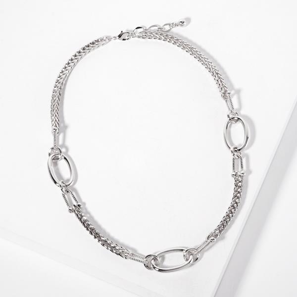 OVAL LINK METAL NECKLACE